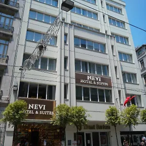 Nevi & Taksim Estambul