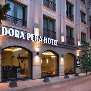 Dora Pera **** Istanboel