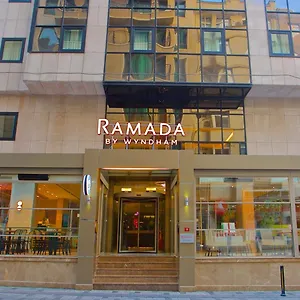 Ramada By Wyndham Taksim **** Istanboel
