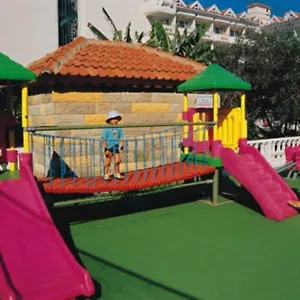Club Pineta 3*, Armutalan Turquía